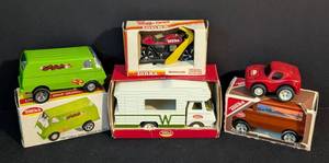lot 192 image: Vintage Tonka Winnebago, Vans and Motorcycle