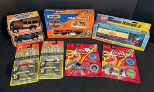 lot 199 image: Assorted Vintage Toy Cars and Trucks