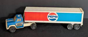 lot 210 image: Tonka Pepsi Cola Semi Truck