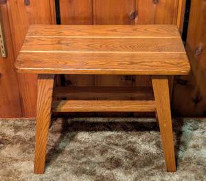 lot 223 image: Vintage Oak Stool