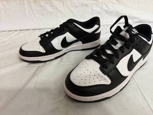 lot 46 image: Nike Shoes