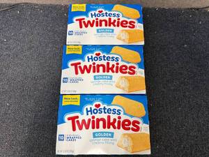 lot 218 image: 3 Packs of Hostess Twinkies