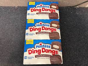 lot 231 image: 3 Packs of Hostess Ding Dongs
