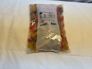 lot 7 image: 4.5lbs Sour Gummi Bears