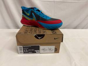 lot 74 image: Size 12c Nike Kyrie 8 GO SE (PS)