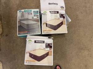 lot 127 image: 3x Air Mattresses-Untested