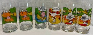 lot 9 image: Six McDonalds Camp Snoopy Glasses