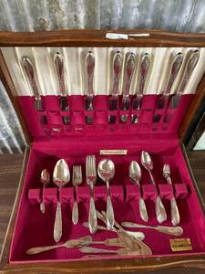 lot 108 image: Silverplate Silverware in Chest