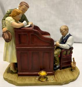 lot 126 image: Norman Rockwell Figurine The Marriage License