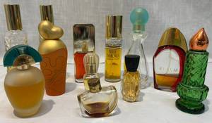 lot 169 image: Collection of Vintage Perfume Bottles - some still full