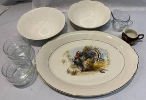 lot 173 image: Turkey Platter, Serving Bowls, Dessert Bowls, Small Pitchers