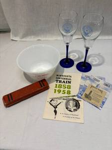 lot 177 image: Advertising Memorabilia