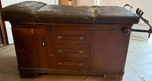 lot 209 image: Wood Base Examination Table