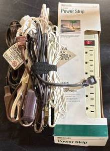 lot 220 image: Powerstrip and Electrical Cords
