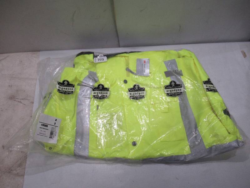 lot 773 image: NEW Ergodyne GloWear 8386 Hi-Vis Shell Jacket - Type R, Class 3 - LIME - 3XL