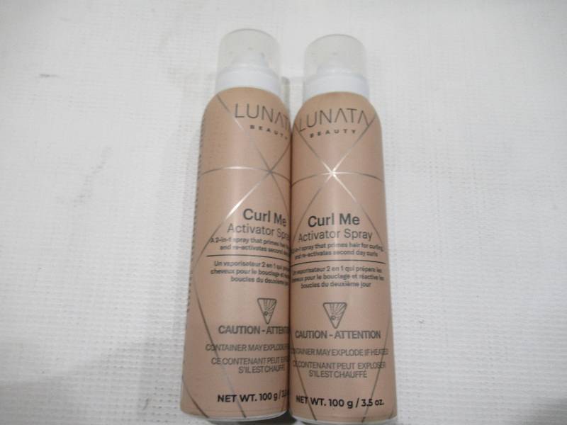 lot 934 image: NEW 2 Pack of Lunata Beauty CURL ME Activator Spray 3.5 Oz Bottles