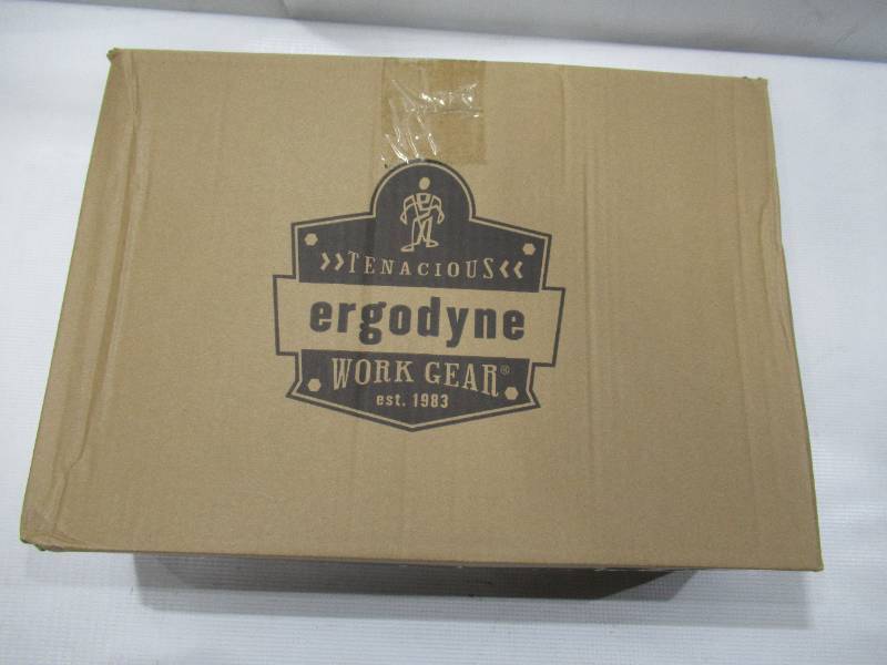 lot 809 image: NEW Ergodyne GloWear 8379 2-in-1 Hi-Vis Winter Bomber Jacket - Type R, Class 3 - LIME 3XL