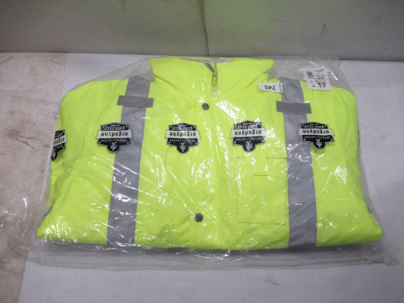 lot 745 image: NEW Ergodyne GloWear 8385 4-in-1 Hi-Vis Winter Jacket Parka - Type R, Class 32 - LIME - XL