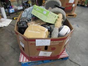 lot 138 image: Pallet of Store Overstock and Ecommerce Product and Returns