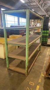 lot 324 image: Heavy Duty Industrial Metal Shelving Unit with 4 Shelves