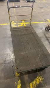 lot 330 image: Heavy-Duty Industrial Wood Platform Cart with Wheels
