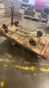 lot 333 image: Heavy Duty Wooden Platform Cart with Industrial Casters