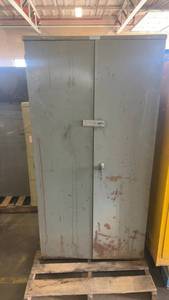 lot 414 image: Heavy Duty Metal Storage Cabinet with Shelves