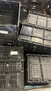 lot 740 image: Pallet of Collapsible Plastic Bulk Storage Bins