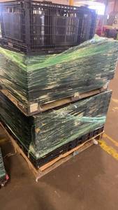 lot 749 image: Pallet of Collapsible Black Plastic Transport Crates