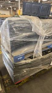 lot 756 image: Pallet of Collapsible Plastic Crates and Bins