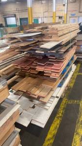 lot 835 image: Large Pallet Lot of Mixed Wood Panels and Lumber