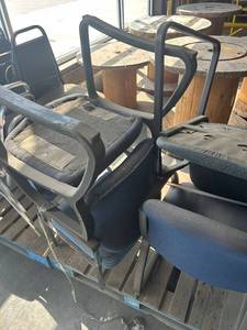 lot 496 image: Set of 4 Used Office Stackable Guest Chairs