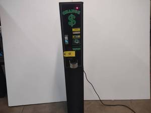 lot 18 image: American Changer AC-1000