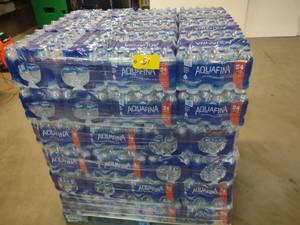 lot 31 image: (84) Aquafina 24 Packs
