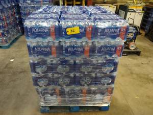 lot 32 image: (84) Aquafina 24 Packs