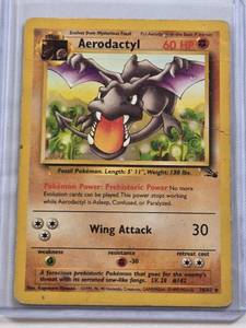 lot 21 image: Aerodactyl 1999 Pokemon Fossil Set #1662 Trading Card