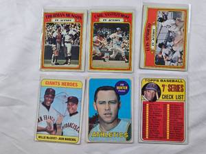lot 39 image: Lot of 6 Vintage Baseball Cards Featuring Thurman Munson, Carl Yastrzemski, Luis Aparicio, Willie McCovey, Juan Marichal, Jim Hunter
