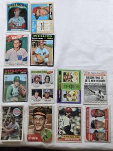 lot 69 image: Lot of Vintage Baseball Cards from Mostly the 1970s Featuring Tim McCarver, Carlton Fisk, Jim Hunter, and Frank Howard