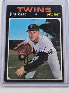 lot 305 image: Jim Kaat 1971 Topps #245 - Minnesota Twins Vintage Baseball Card