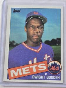 lot 368 image: Dwight Gooden Rookie 1985 Topps #620 - New York Mets Baseball Card Vintage