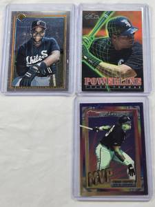 lot 390 image: Lot of 3 Frank Thomas and Kenny Lofton Insert Cards