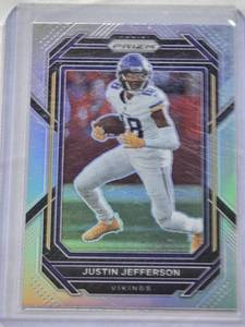 lot 415 image: Justin Jefferson 2022 Silver Holo Panini Prizm #190 - Minnesota Vikings Football Card