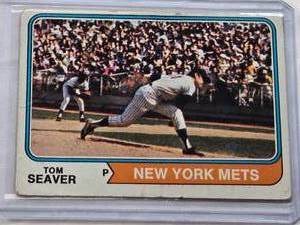lot 490 image: Tom Seaver 1974 Topps #80 - New York Mets Vintage Baseball Card