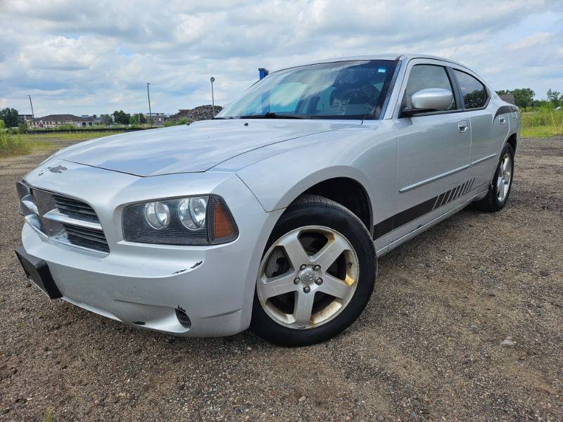 lot 10 image: 2010 Dodge Charger - Low Miles