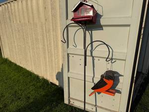 lot 29 image: BIRD FEEDERS AND STAND