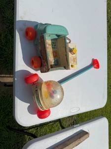 lot 32 image: ANTIQU TOYS (MORE THEN FIRST PICTURE)