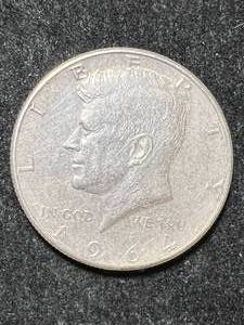 lot 21 image: 1964 US KENNEDY HALF DOLLAR