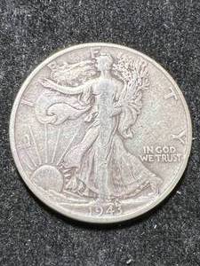 lot 35 image: 1943 US WALKING LIBERTY HALF DOLLAR