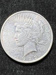 lot 38 image: 1922-D US PEACE SILVER DOLLAR