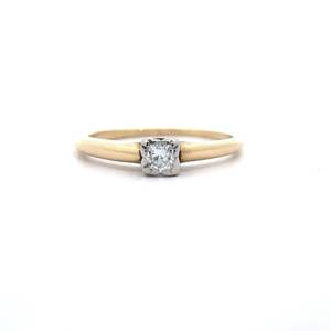 lot 27 image: Natural Diamond Solitaire Antique Ring in 14k Yellow Gold